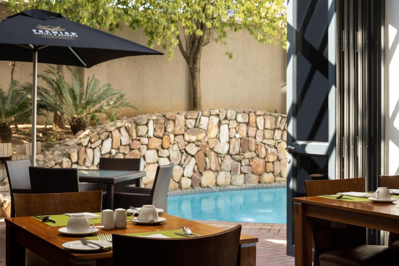 Premier Hotel Midrand Luaran gambar