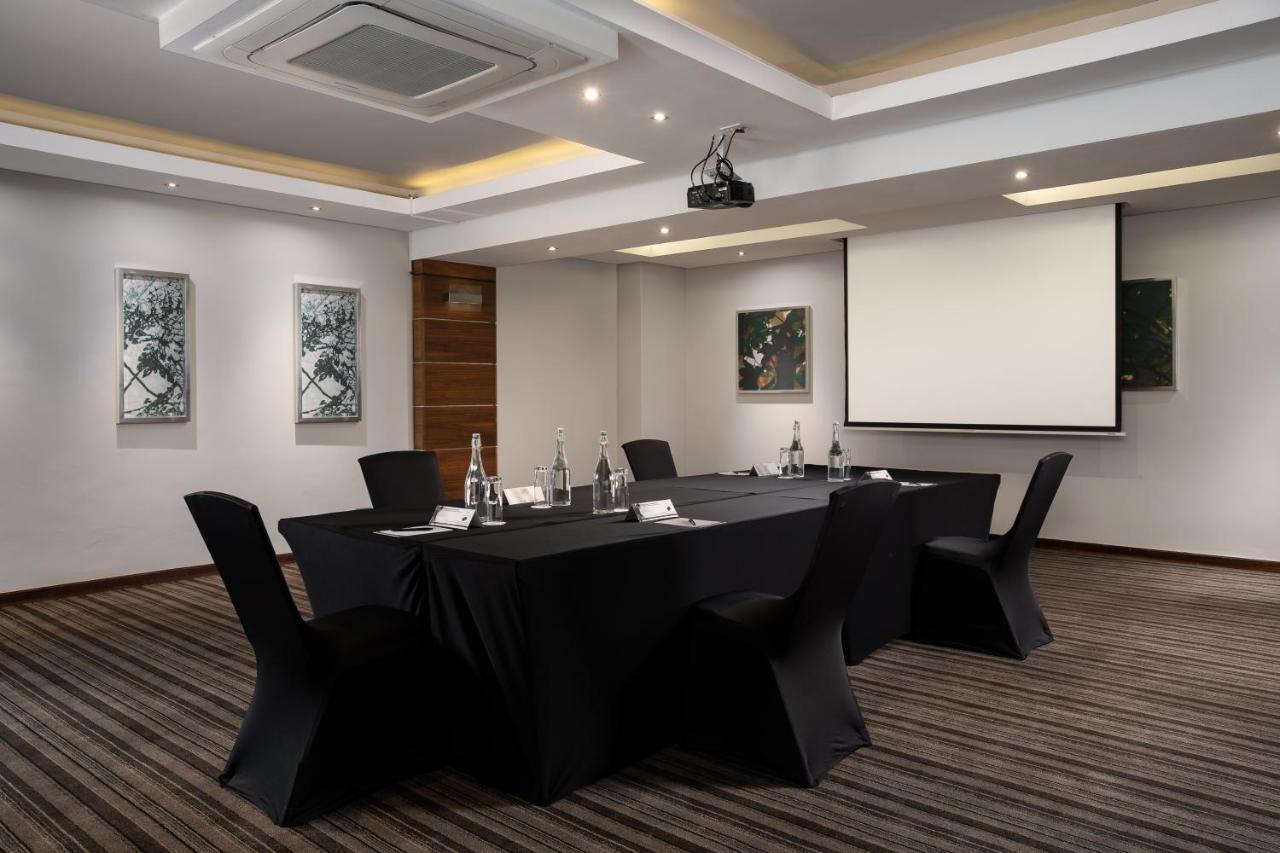 Premier Hotel Midrand Luaran gambar